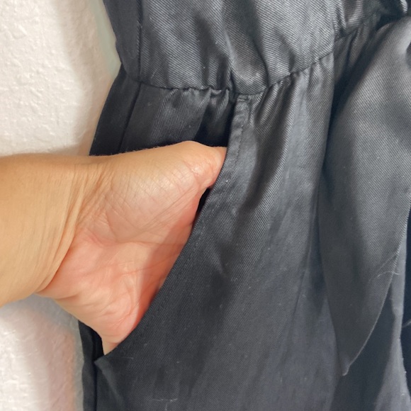 NWOT LOFT Black Short Romper with Pockets - Picture 6 of 9